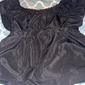 Black blouse, Women’s medium